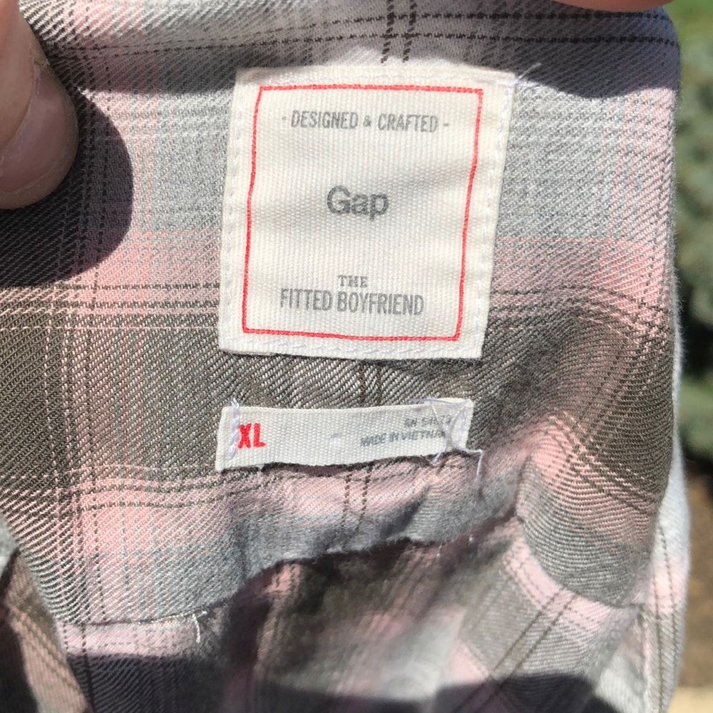 Gap button down XL - Picture 3 of 4